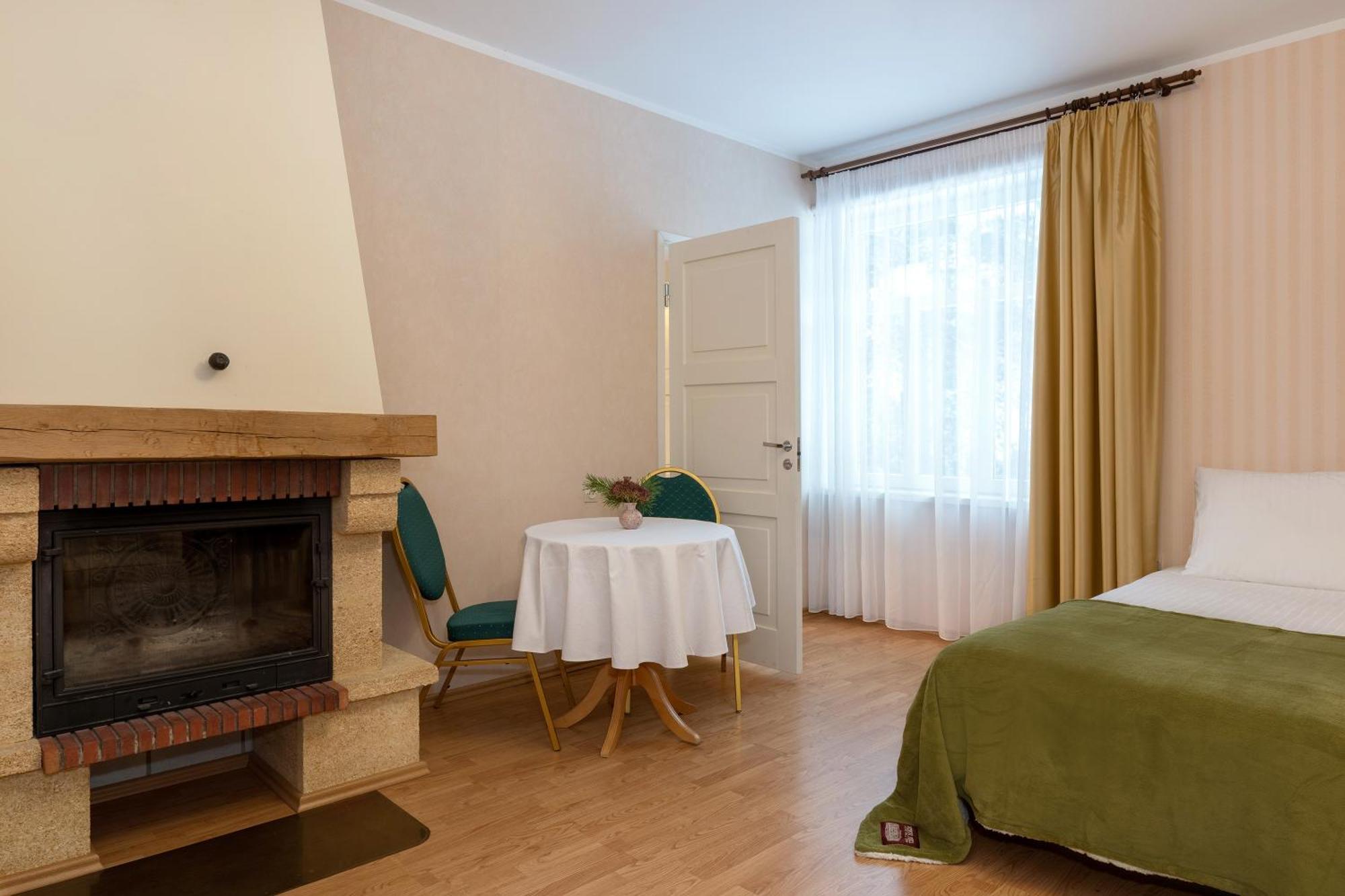 Verevi Motel Elva Zimmer foto